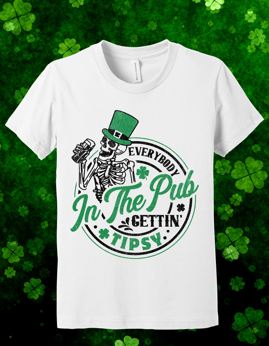 Everybody in the club St Patrick's Day T-Shirt Men/Women